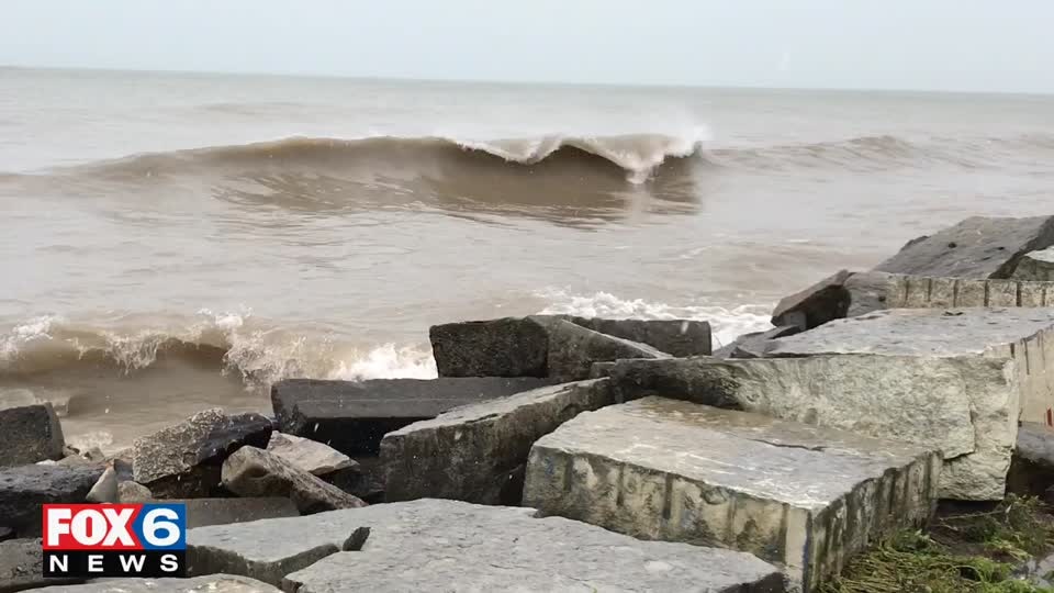 Waves on halloween