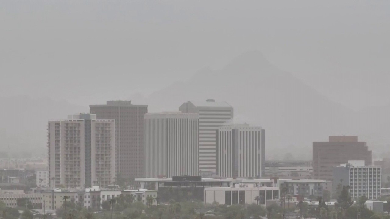 Phoenix air quality drops to hazardous levels
