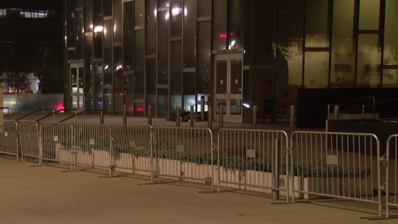 Businesses prep for 'No Kings' protest