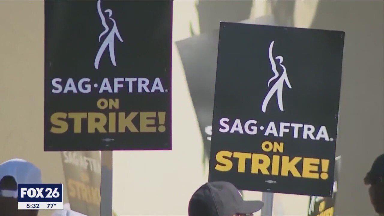Actors on Picket Lines: Studios Yet to Reach Deal