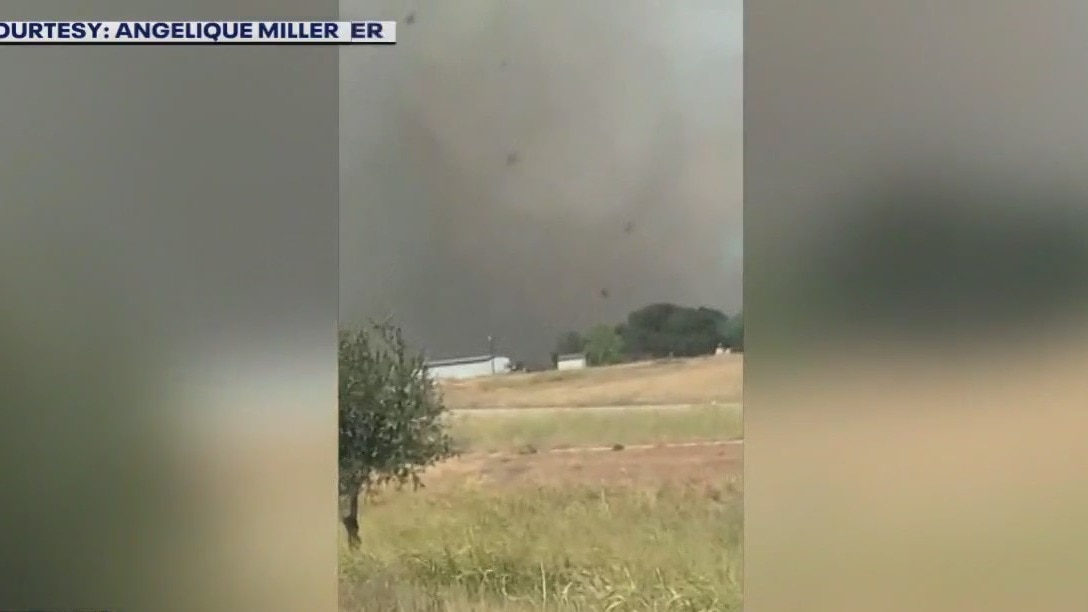 Barth fire: 50-60 acre grass fire in Lockhart
