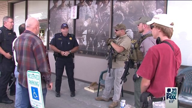 Armed citizens guarding Spanaway military recruitment center asked not to come back