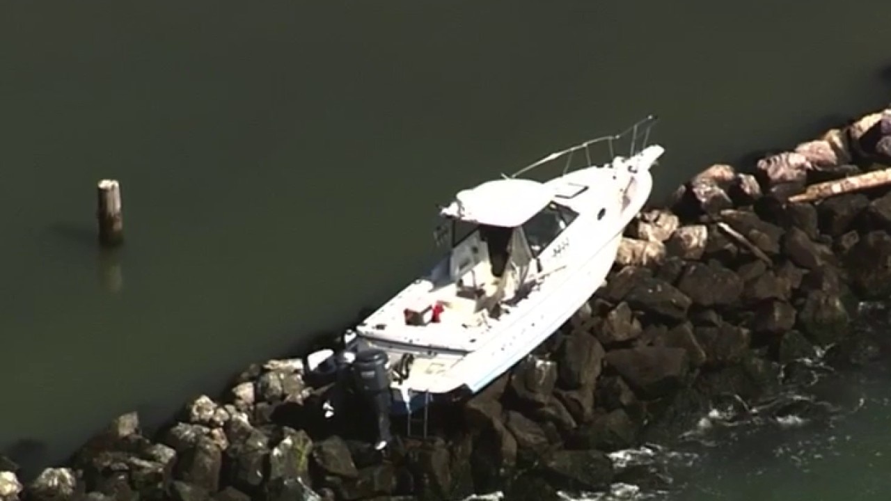 4 rescued in boat crash near Richmond Marina