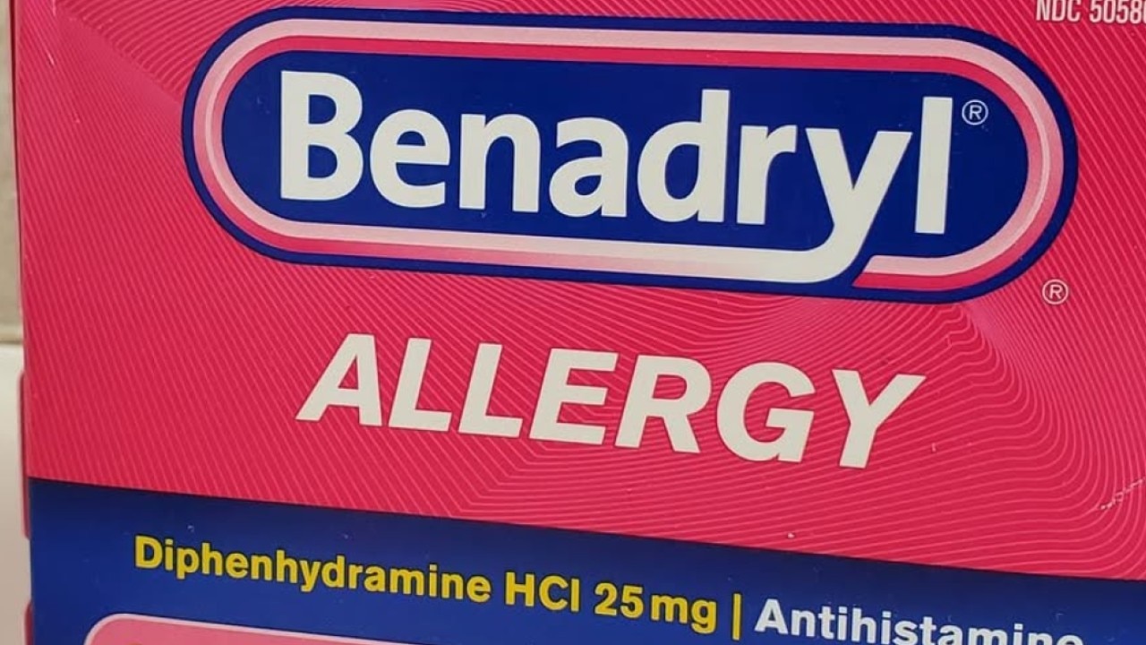 'Benadryl Challenge': The health risks of the viral social media trend | ChicagoLIVE