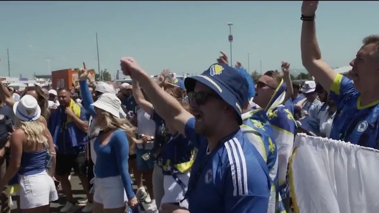 Crucial knockout round: USMNT and Bosnia fans bring the energy