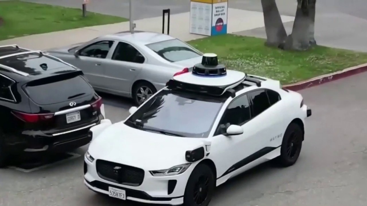 Waymos, robotaxis can be ticketed by police