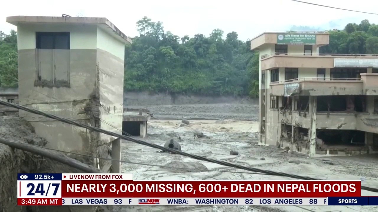Nearly 3,000 missing, over 600 dead in Nepal floods