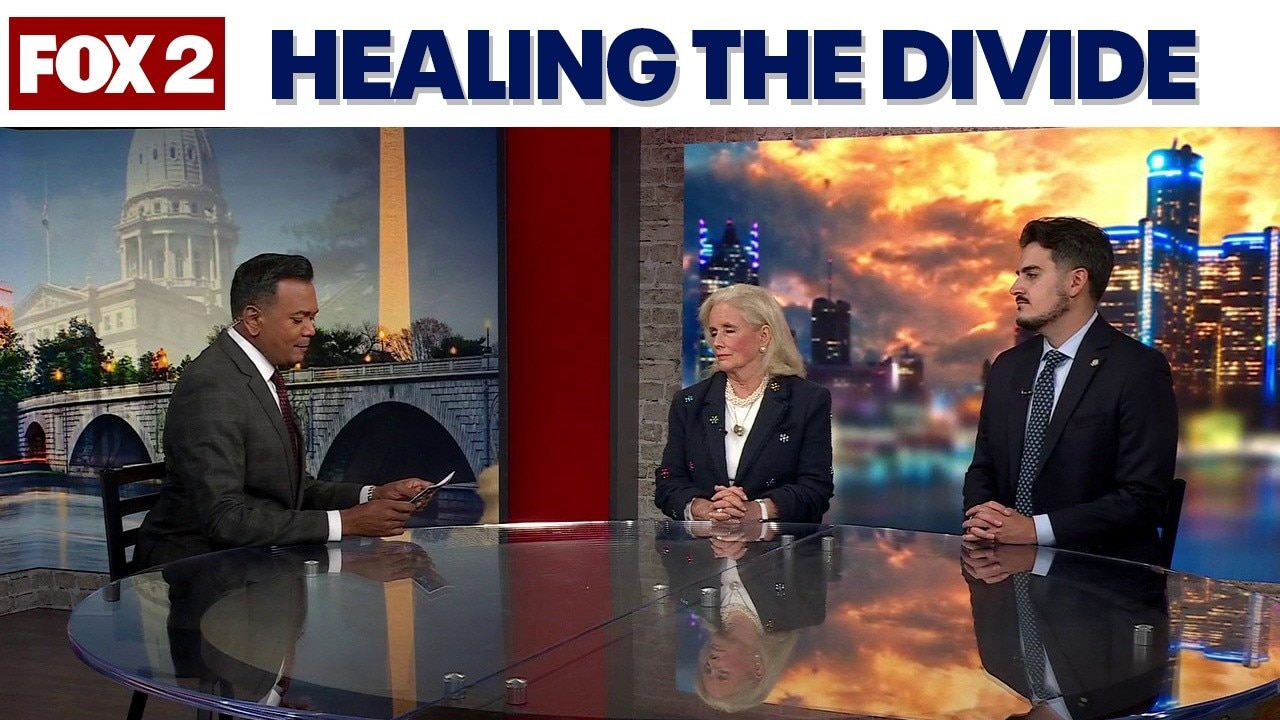 Bridging the divide among Democrats ahead of midterms
