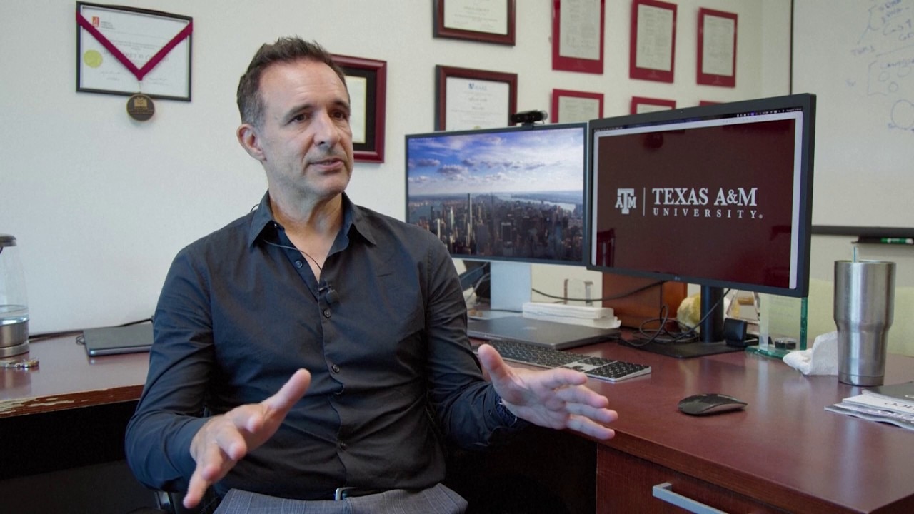 Heath expert warns about ‘flesh-eating’ bacteria in the Gulf