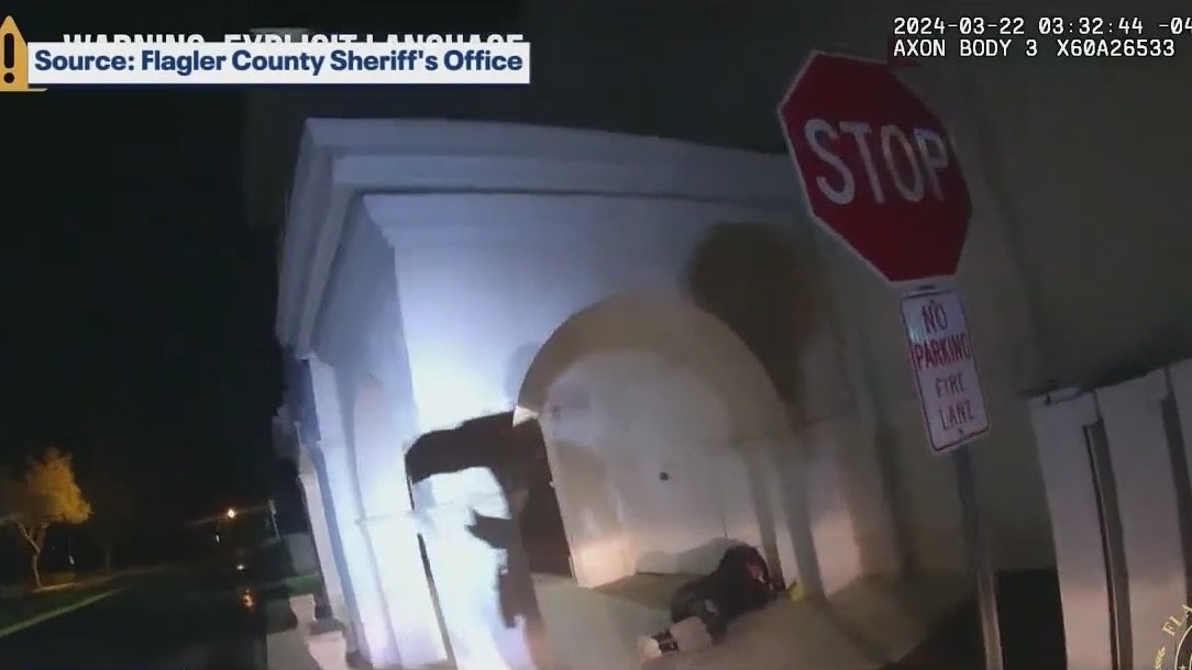 Man attempts to kick deputies, authorities say