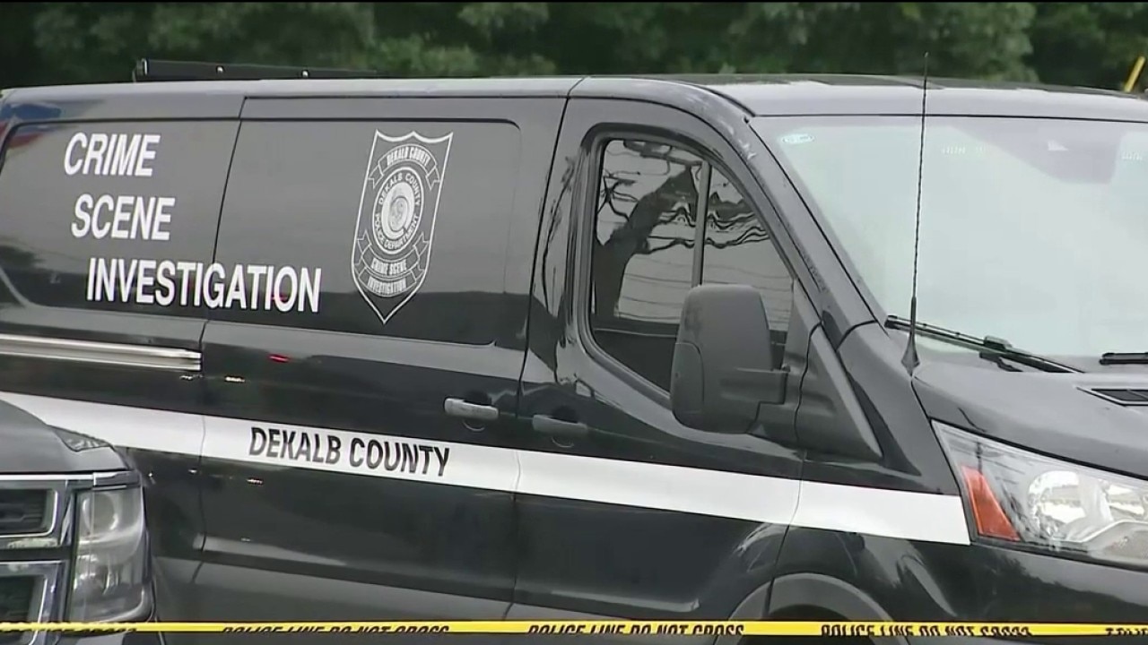 Lithonia Road shooting scene leaves one wounded