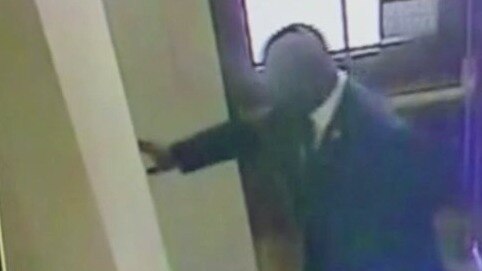 Federal government dodges shutdown in 11th-hour deal