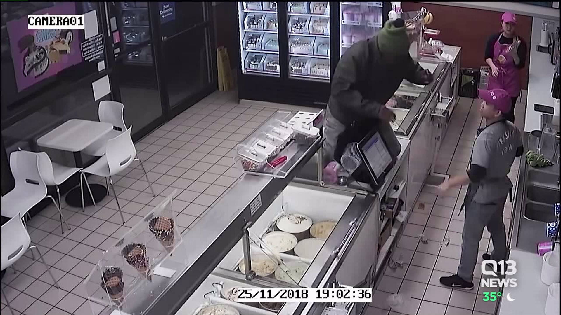 Baskin-Robbins employees fight off would-be armed robber
