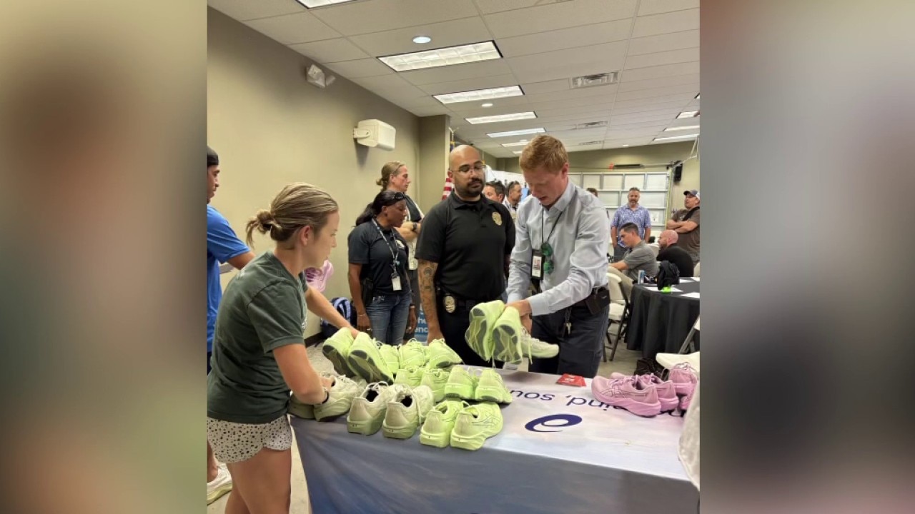 APD officers participate in 'Miles for Mental Health'