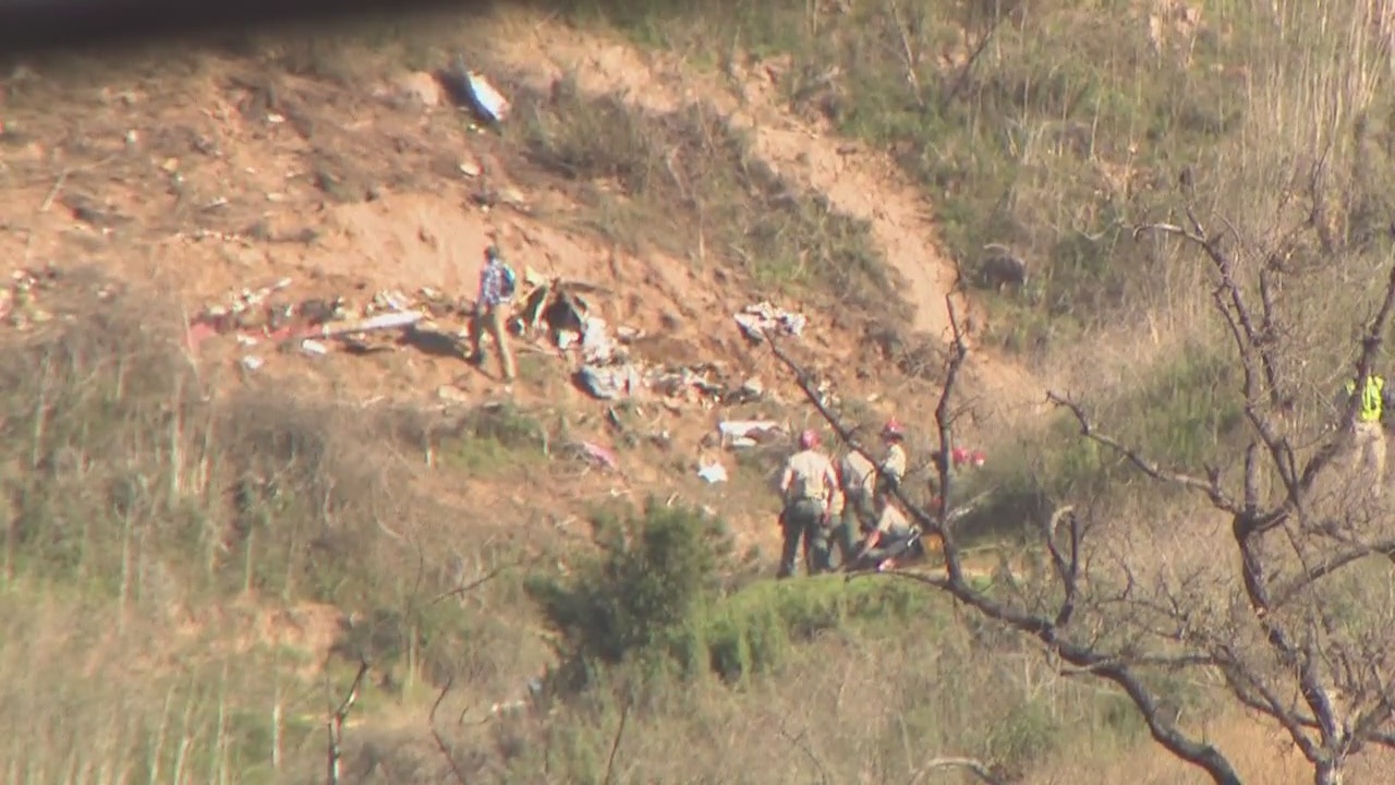 Authorities begin second day of federal investigation of deadly Calabasas chopper crash