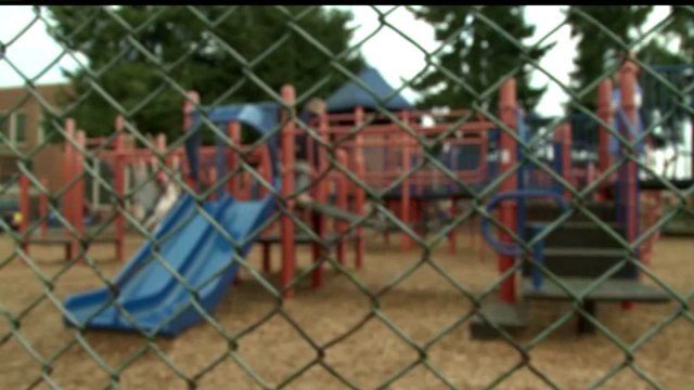 Seattle mom opposes plan to reduce playground space with more classrooms