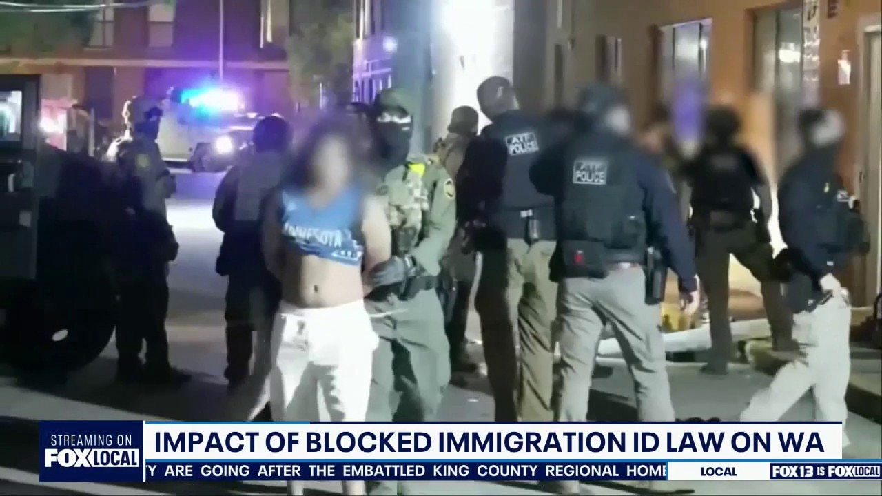 What the blocked CA law requiring ICE to wear ID means for WA