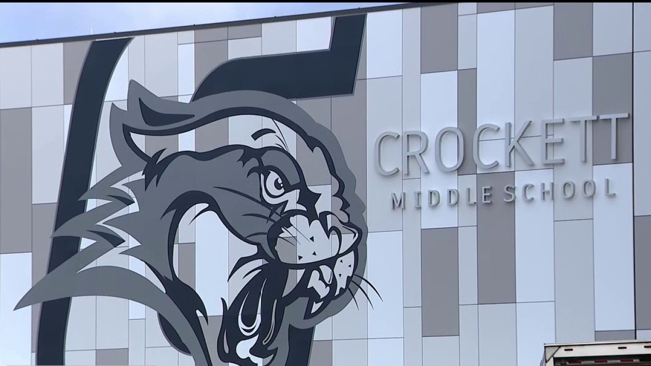 Irving ISD celebrates the opening of new school