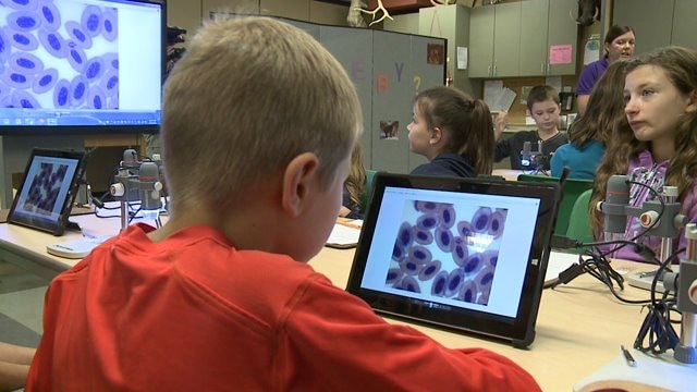 Major upgrades at Milwaukee Co. Zoo means new technology for students
