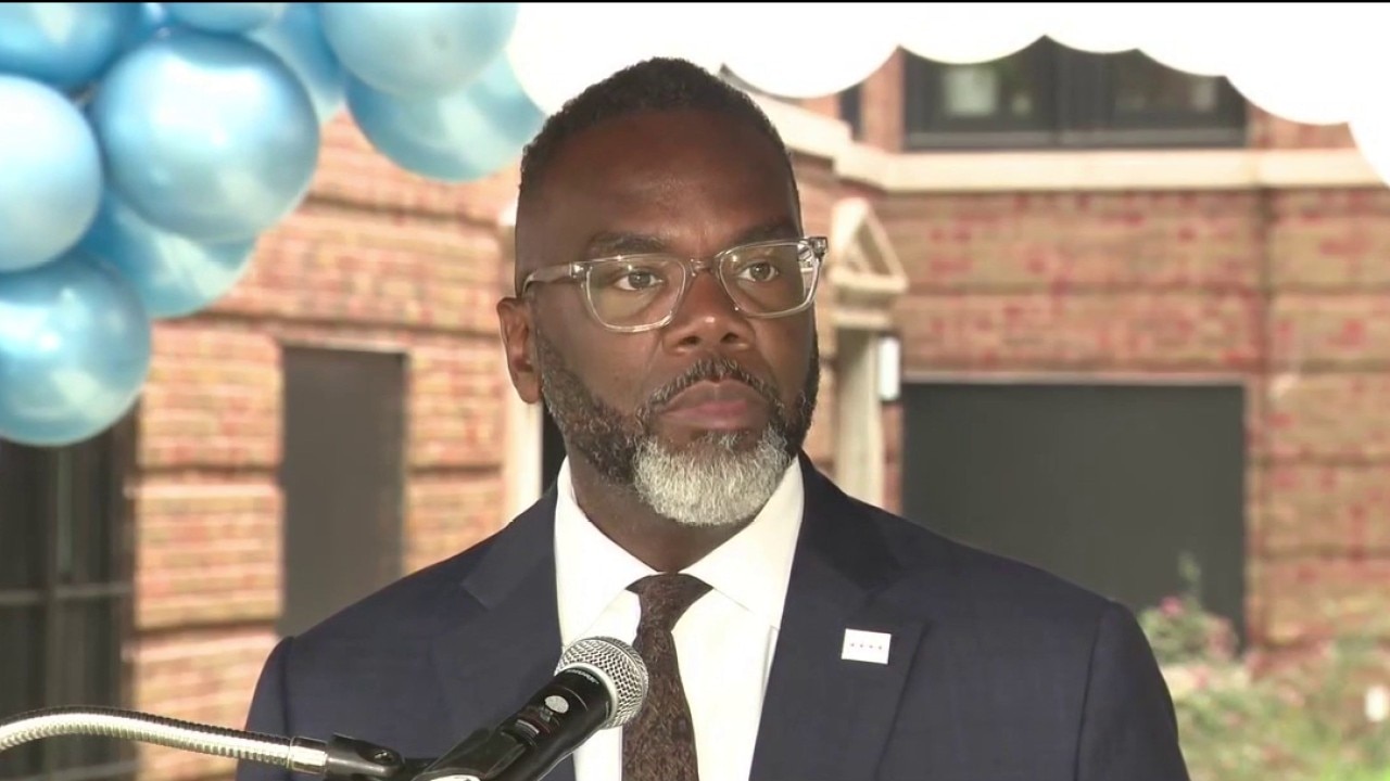 Chicago celebrates new affordable housing project on West Side