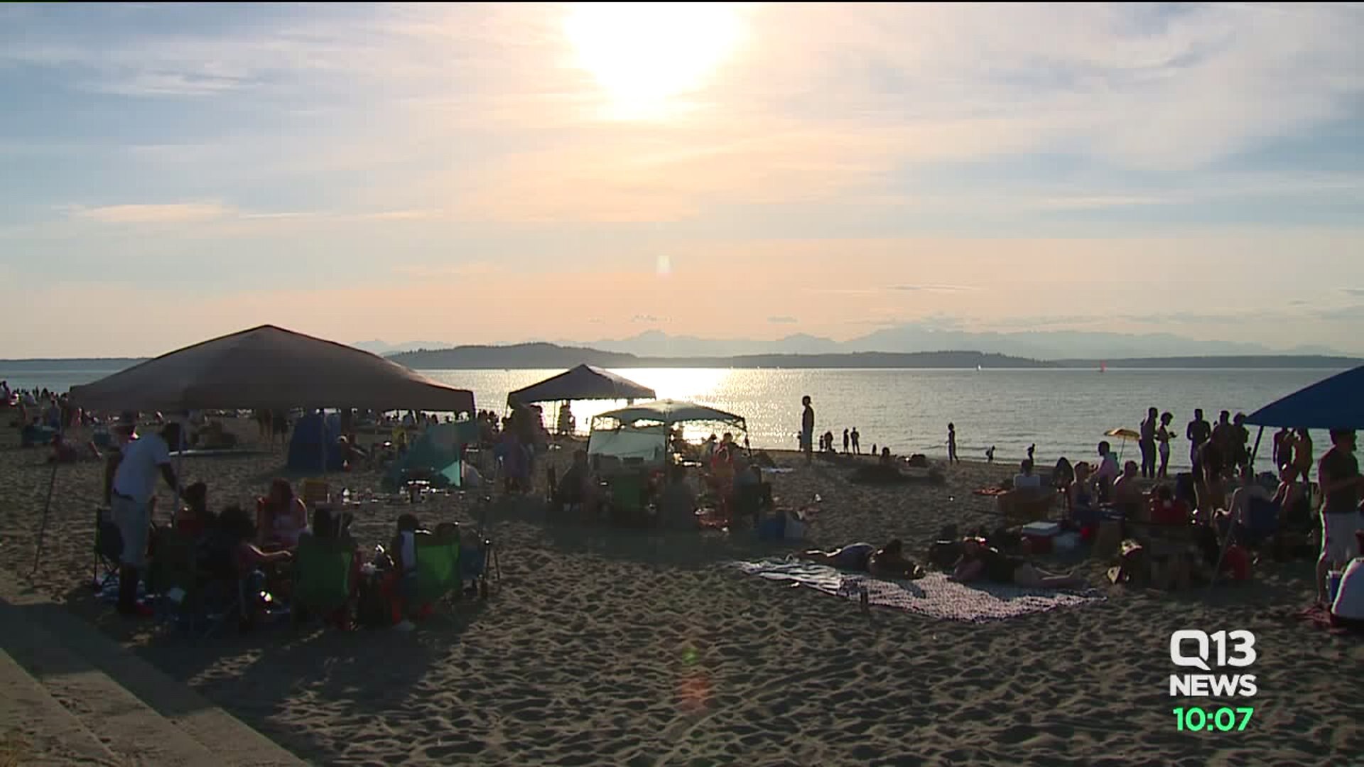 Seattle Police enforcing sound restrictions at Alki Beach