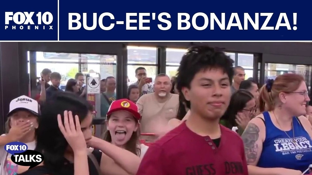 Buc-ee’s mania hits Arizona, remembering Clive Davis | FOX 10 Talks