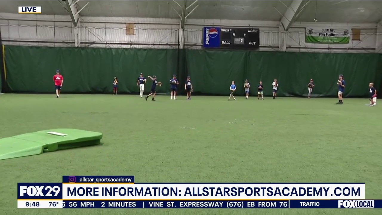 Former Phillies Player Helps Young Batters With Their Swing