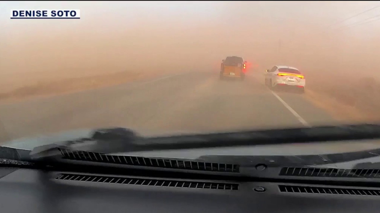 Monsoon storm rolls into the Phoenix area, bringing rain, wind and dust
