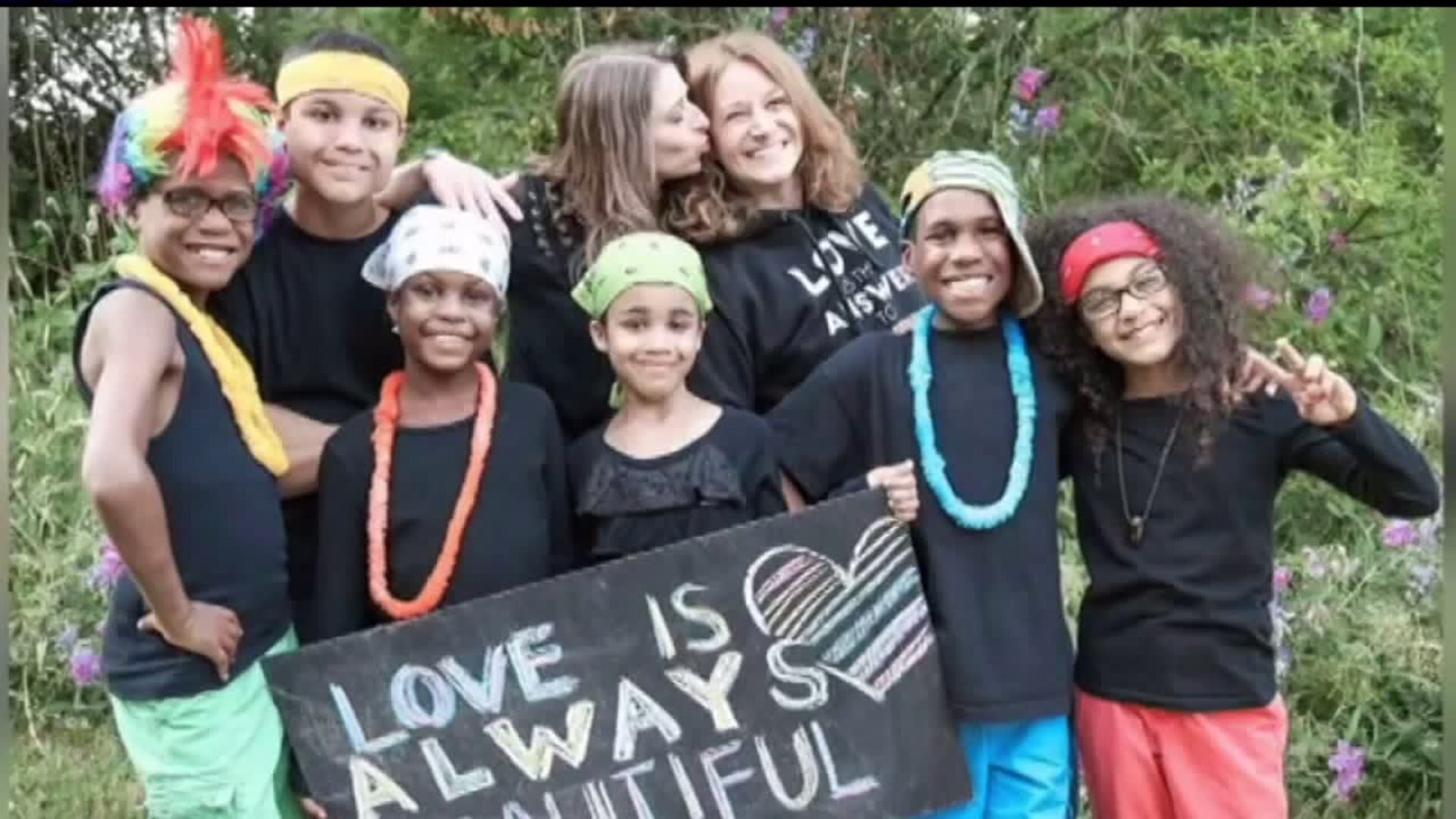 Search for missing children after SUV plunged off cliff