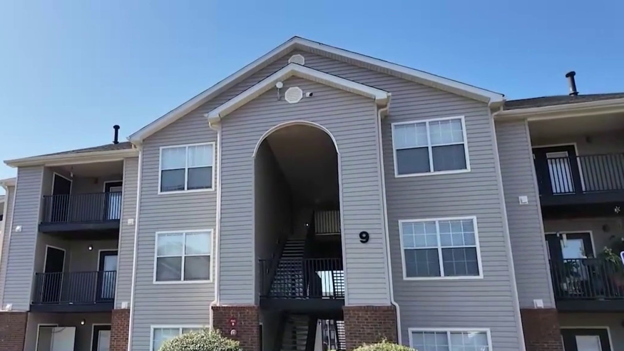 2 killed, juvenile wounded in LaGrange apartment shooting