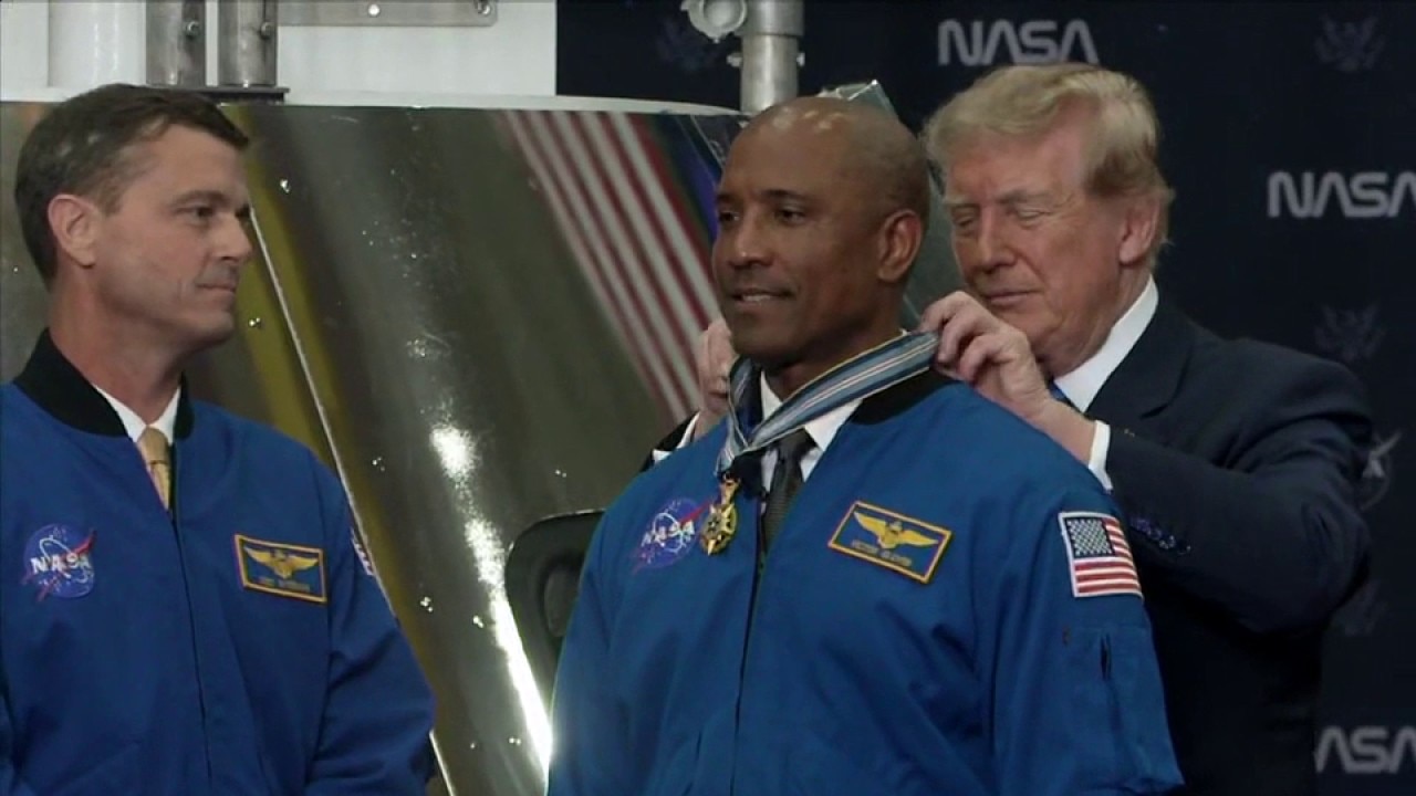 Trump awards Artemis II astronauts Congressional Space Medal of Honor