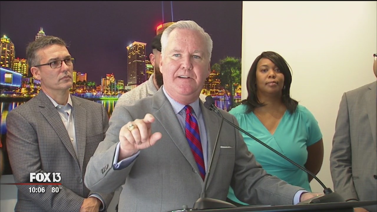 Mayor Buckhorn wants ride sharing in Tampa