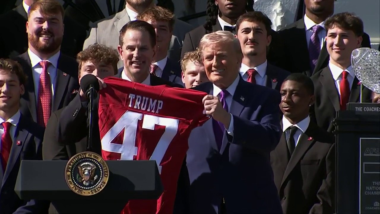 Trump welcomes 2026 National Champion Indiana Hoosiers to White House