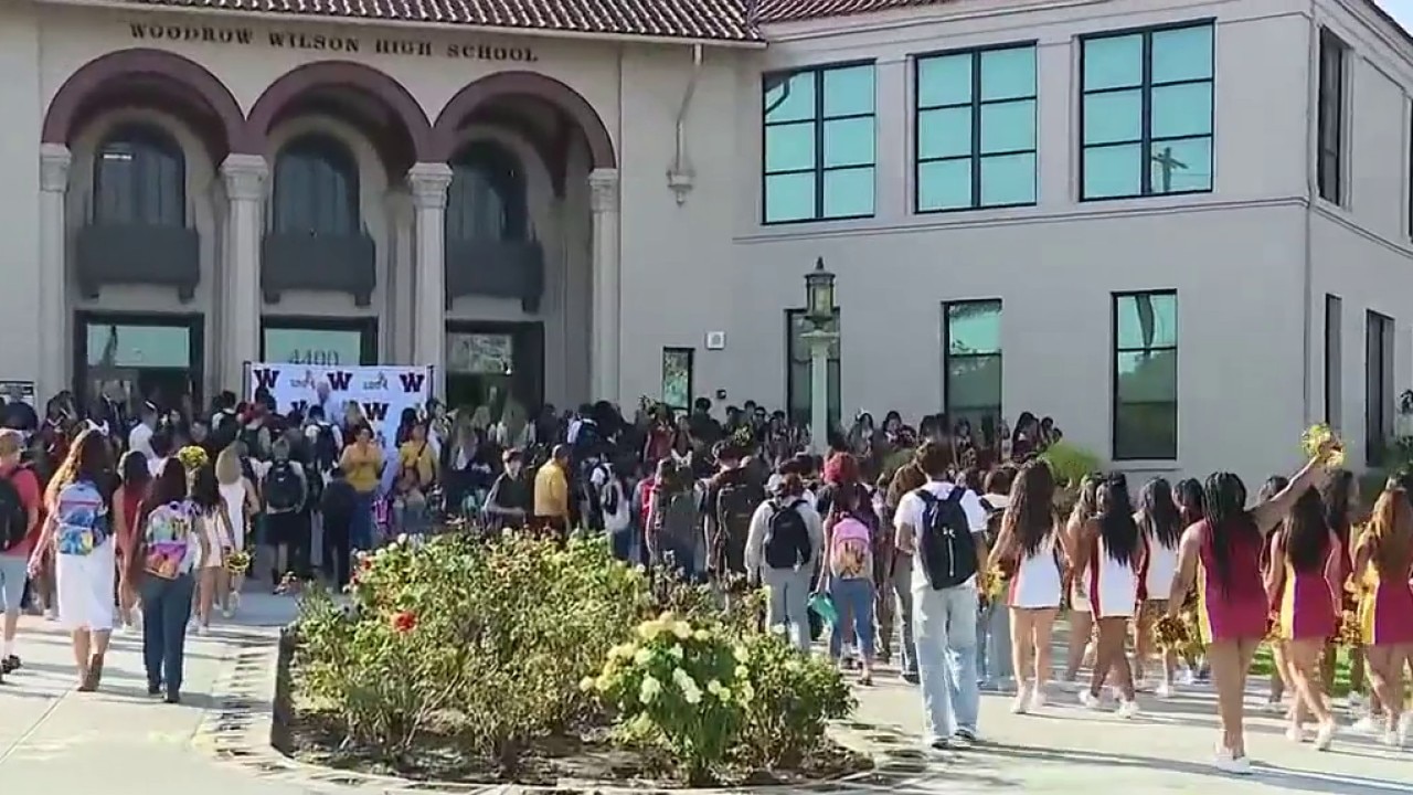First day of school for Long Beach Unified students