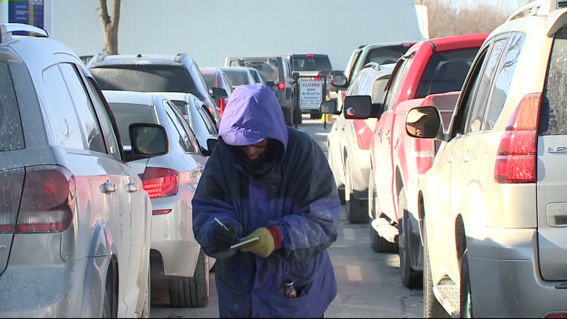 Workers ready for warmer temps