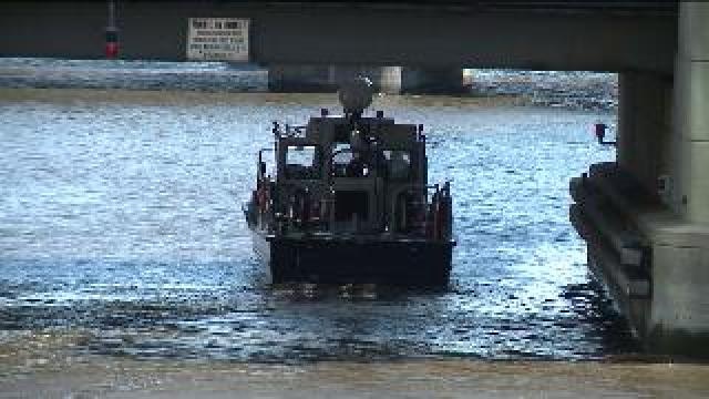 Man pulled from Milwaukee River