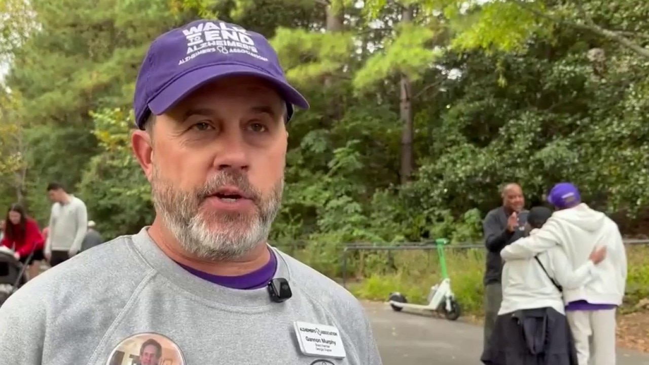 Piedmont Park hosts Walk to End Alzheimer's