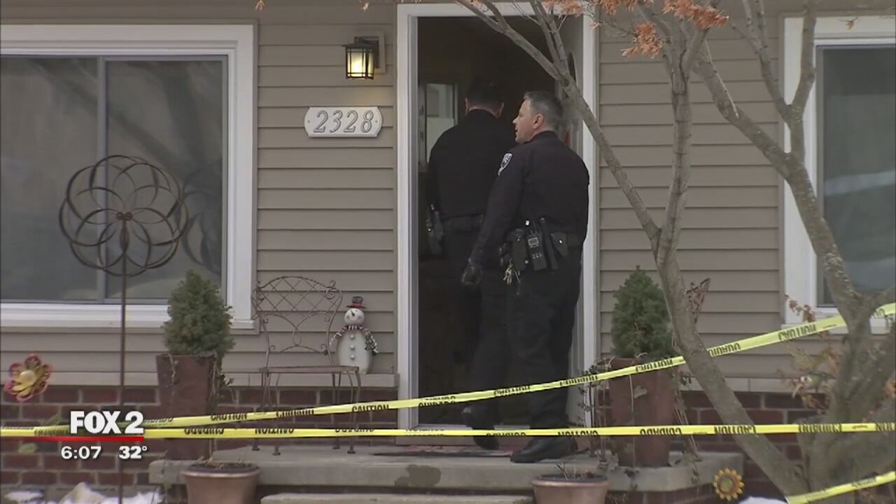 4 family members found dead in apparent triple murder-suicide in Keego Harbor