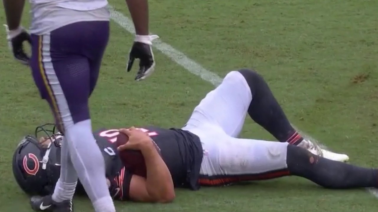 Doctor explains Caleb Williams' hamstring injury