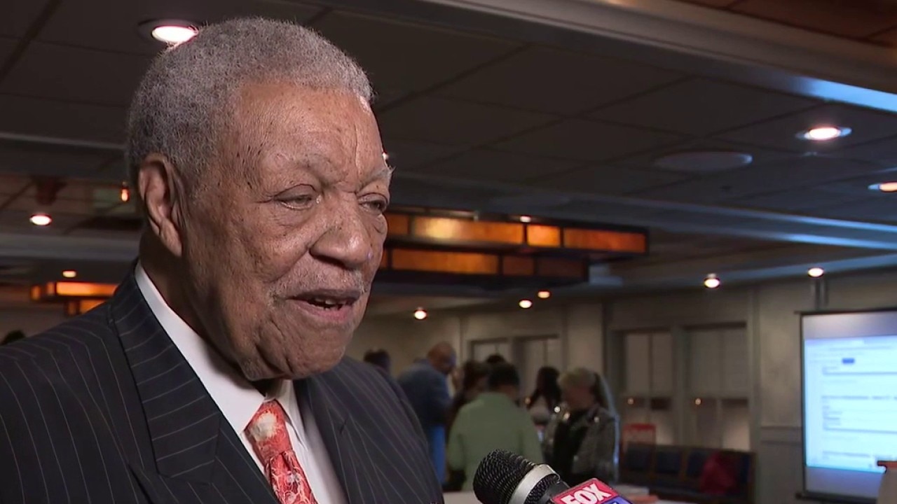 Longtime Fulton County Commission Chairman Robb Pitts