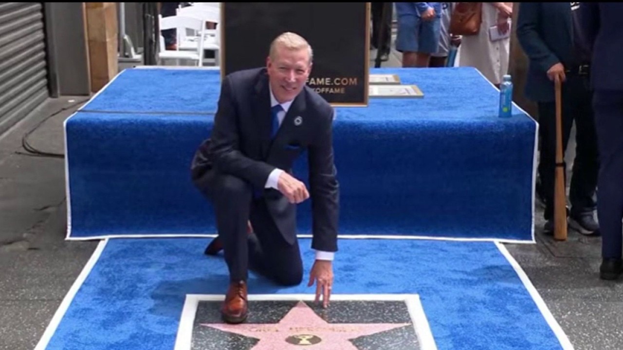 Orel Hershiser receives star on Hollywood Walk of Fame