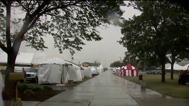 Waukesha County Fairgrounds cleared, fairgoers seek shelter in buildings