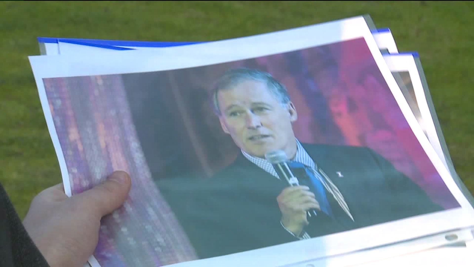 Asking UW students about Inslee presidential bid