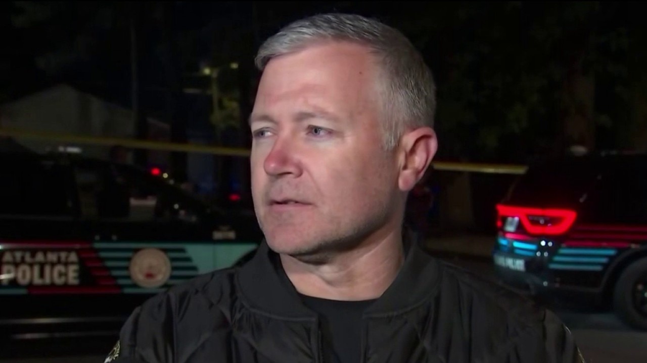 Police answer questions after 2nd fatal apartment shooting