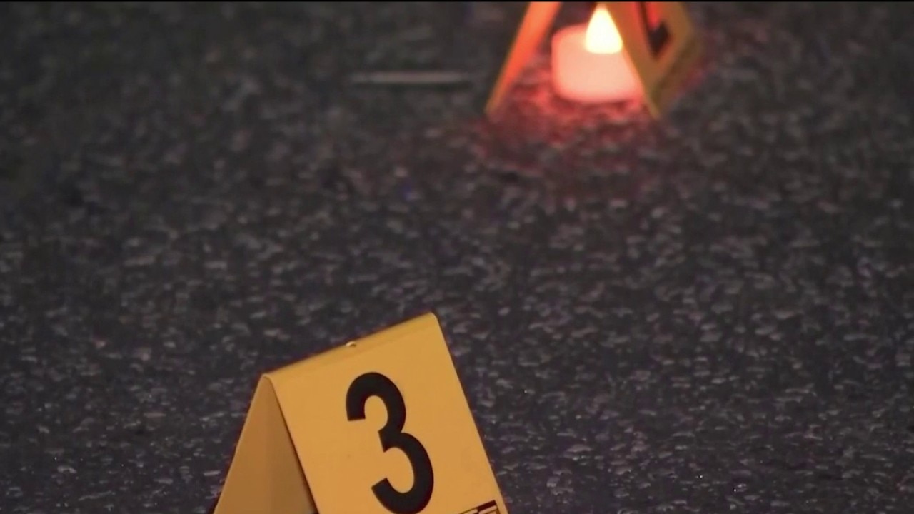 Bullets hit apartments, cars in SW Atlanta