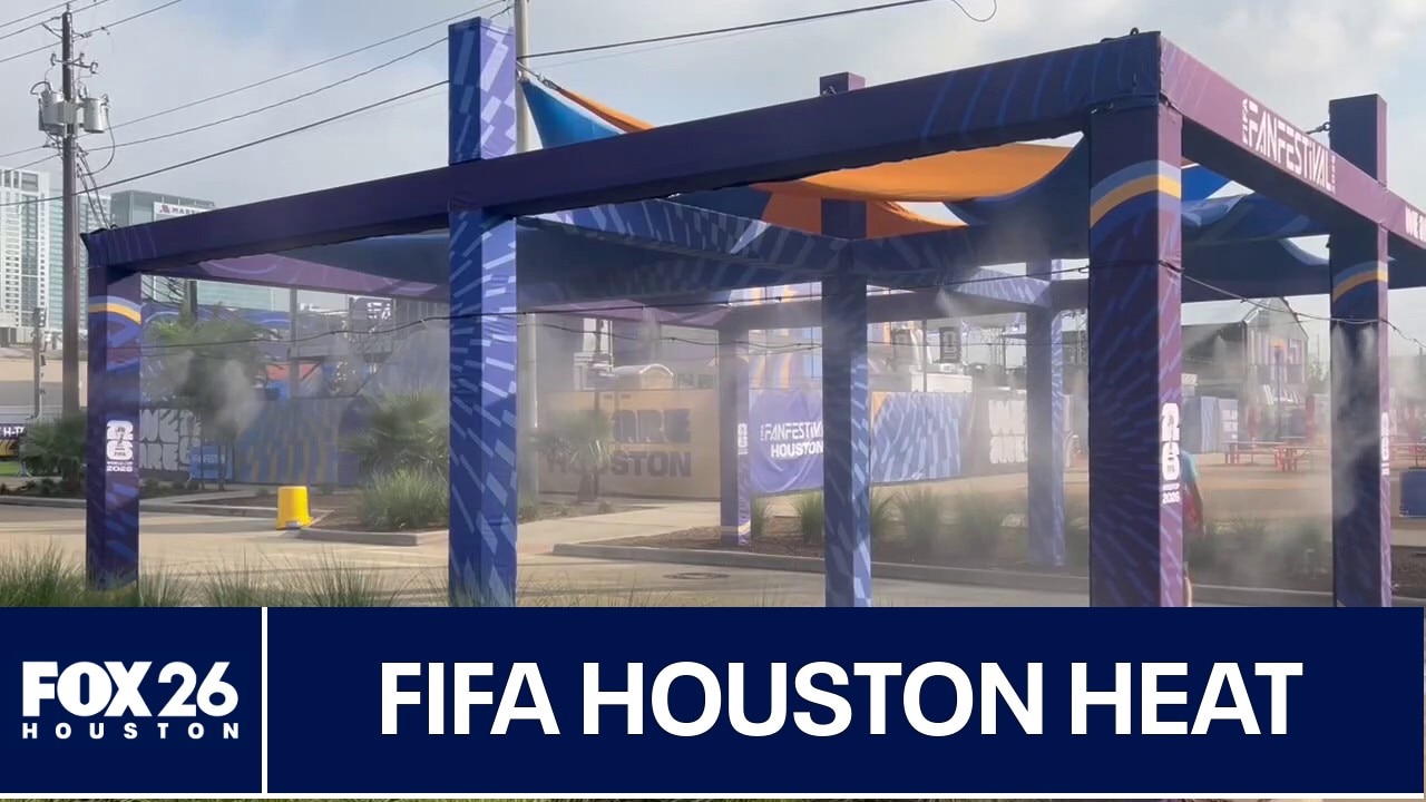 FIFA fans keeping cool in Houston heat wave