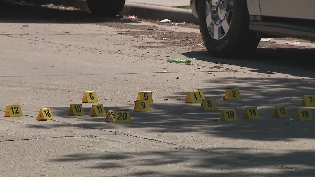 Milwaukee shots fired near 3rd and Lapham, homes hit