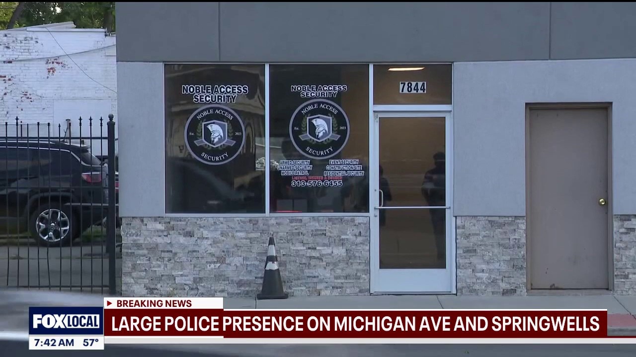 Sterling Heights police swarm business in SW Detroit early Wednesday morning