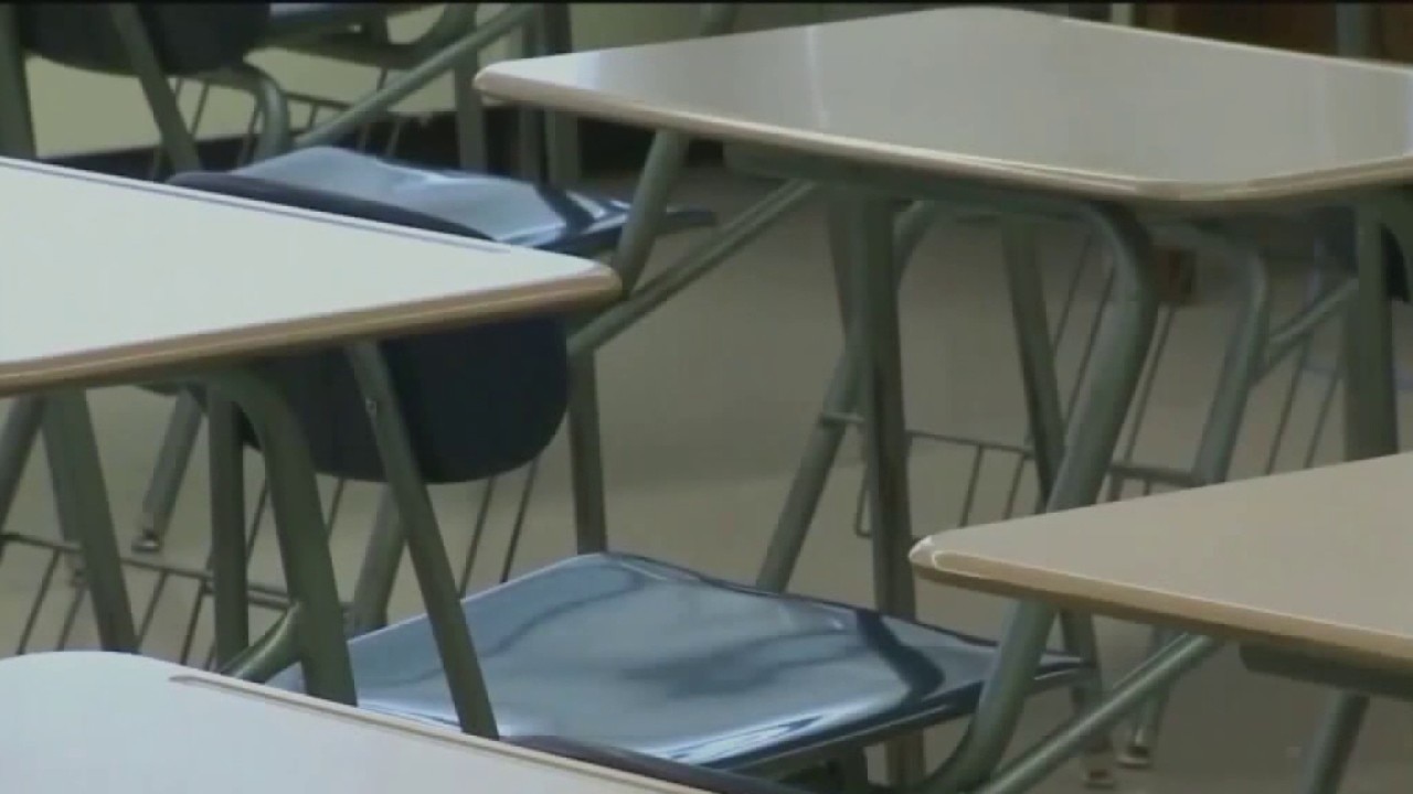 Feds investigating LAUSD over reassignment of accused teachers