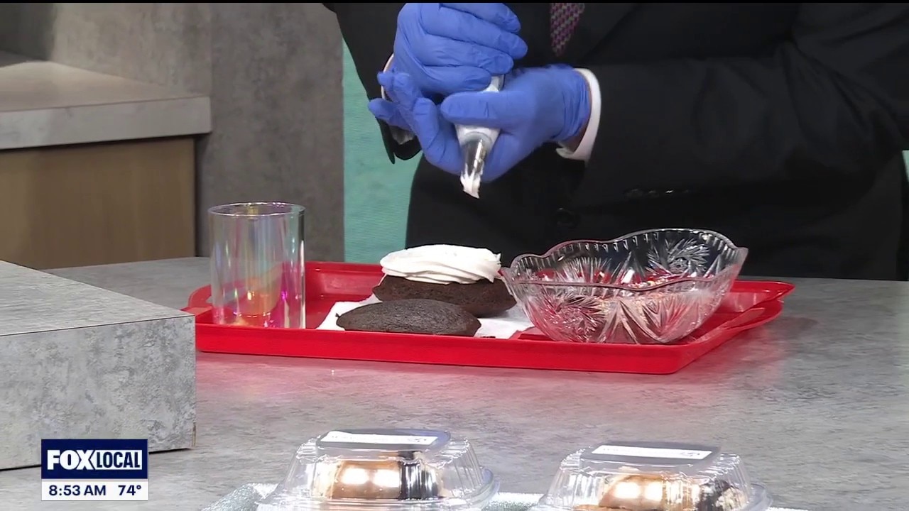 The MagicBrownie Box makes whoopie cookies